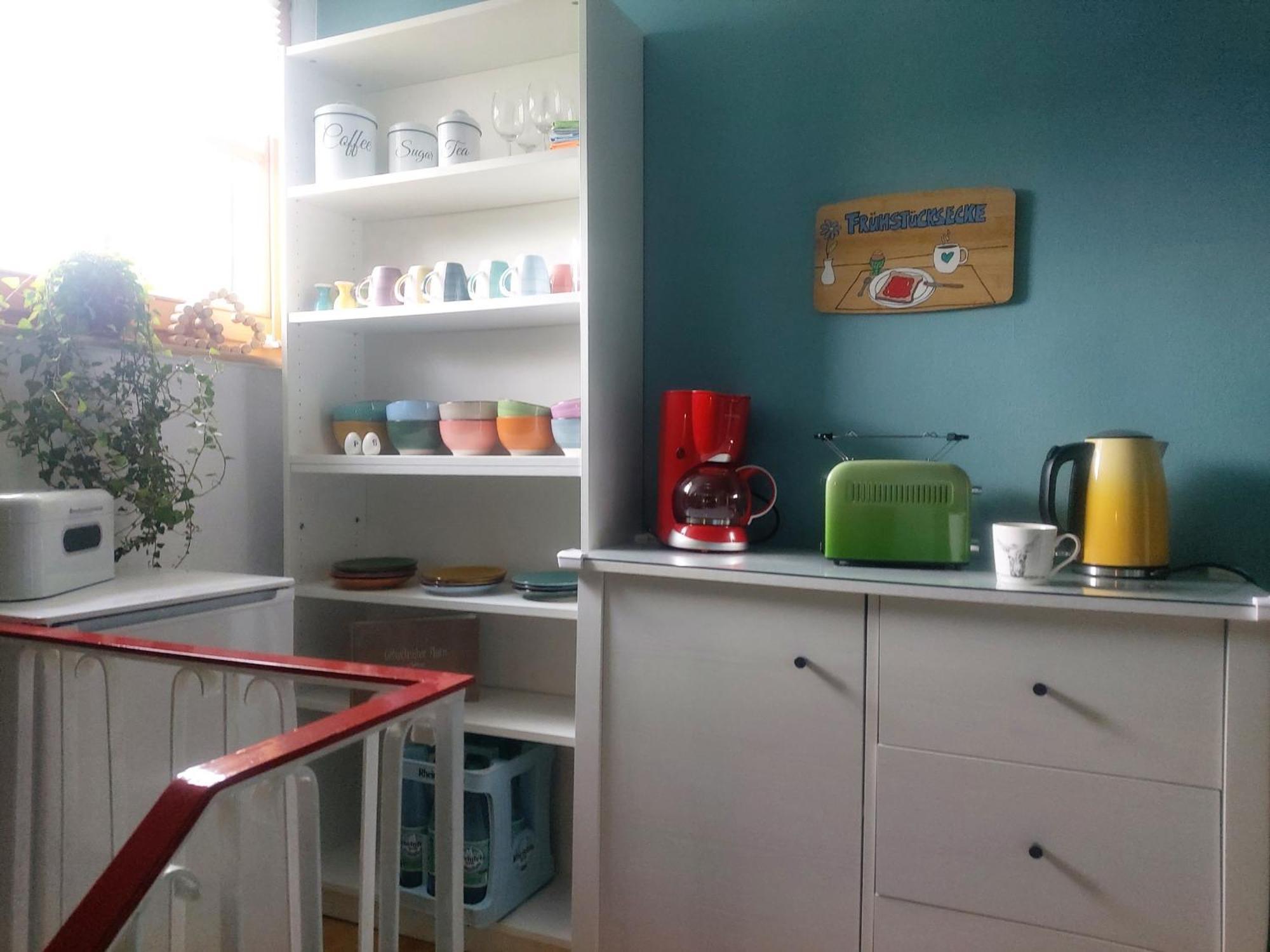 Maring-Noviand Kemenate Zimmer Gechaichnishof 7Born מראה חיצוני תמונה